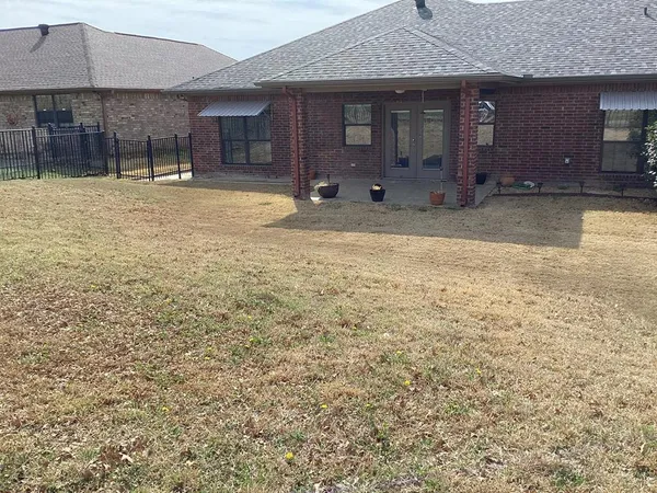 $300,000 | 6507 Shadowview Court, Mineral Wells, TX 76067