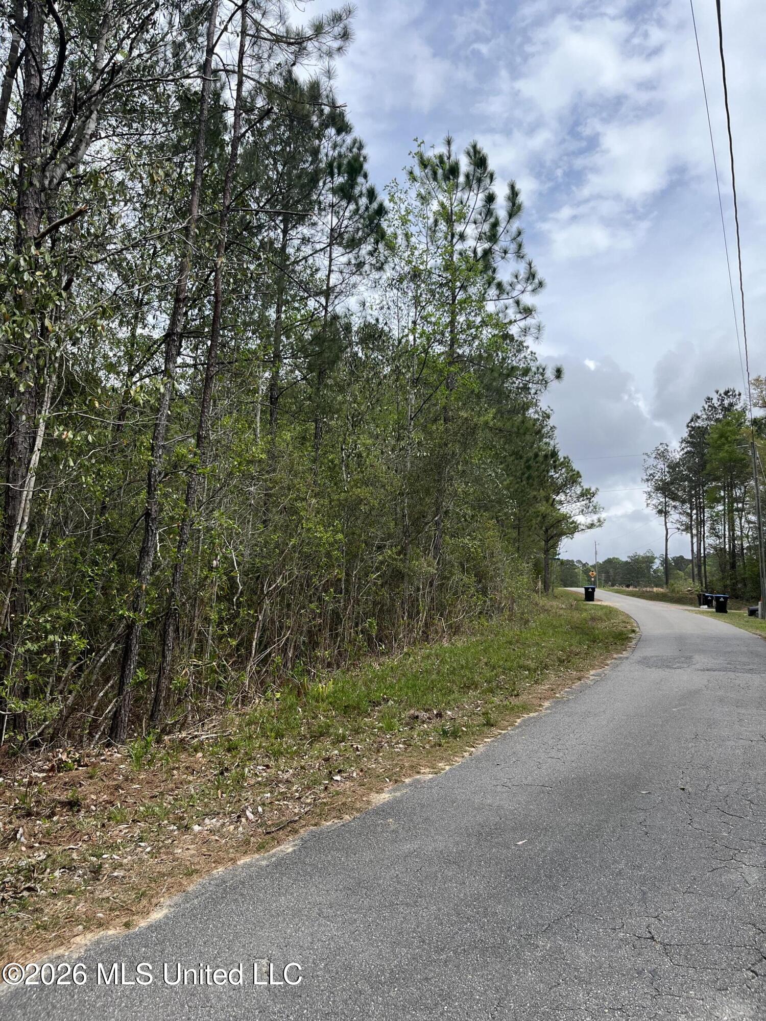 21 Range Line Road Perkinston, MS 39573 - Photo 5 of 7 IMG_3558