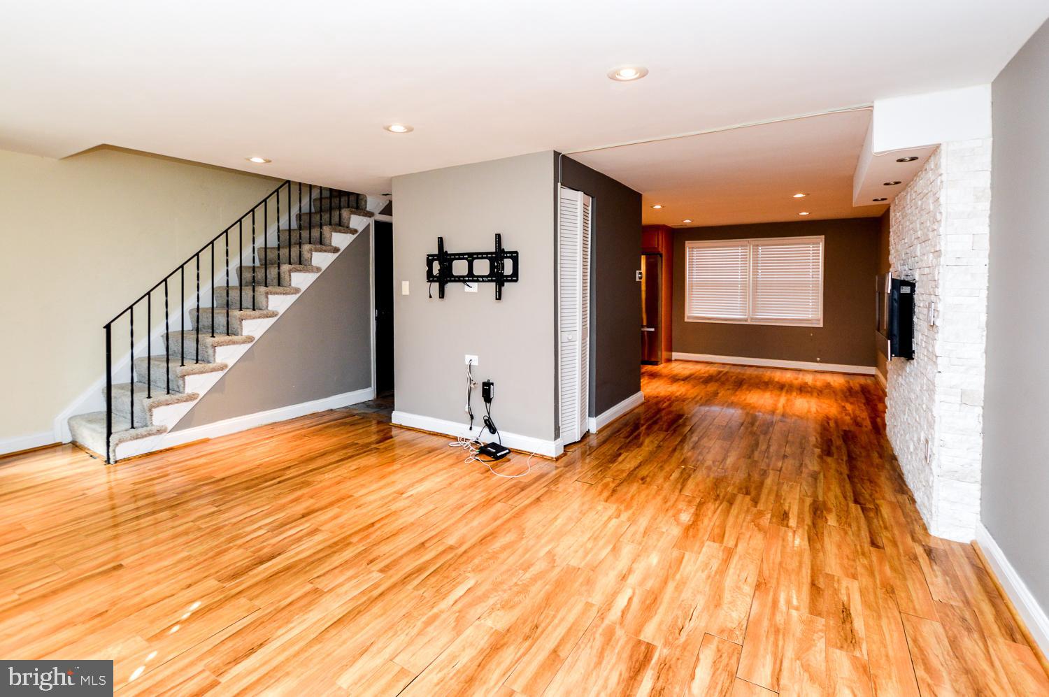 7776 Burnside Road Landover, MD 20785 - Photo 13 of 46