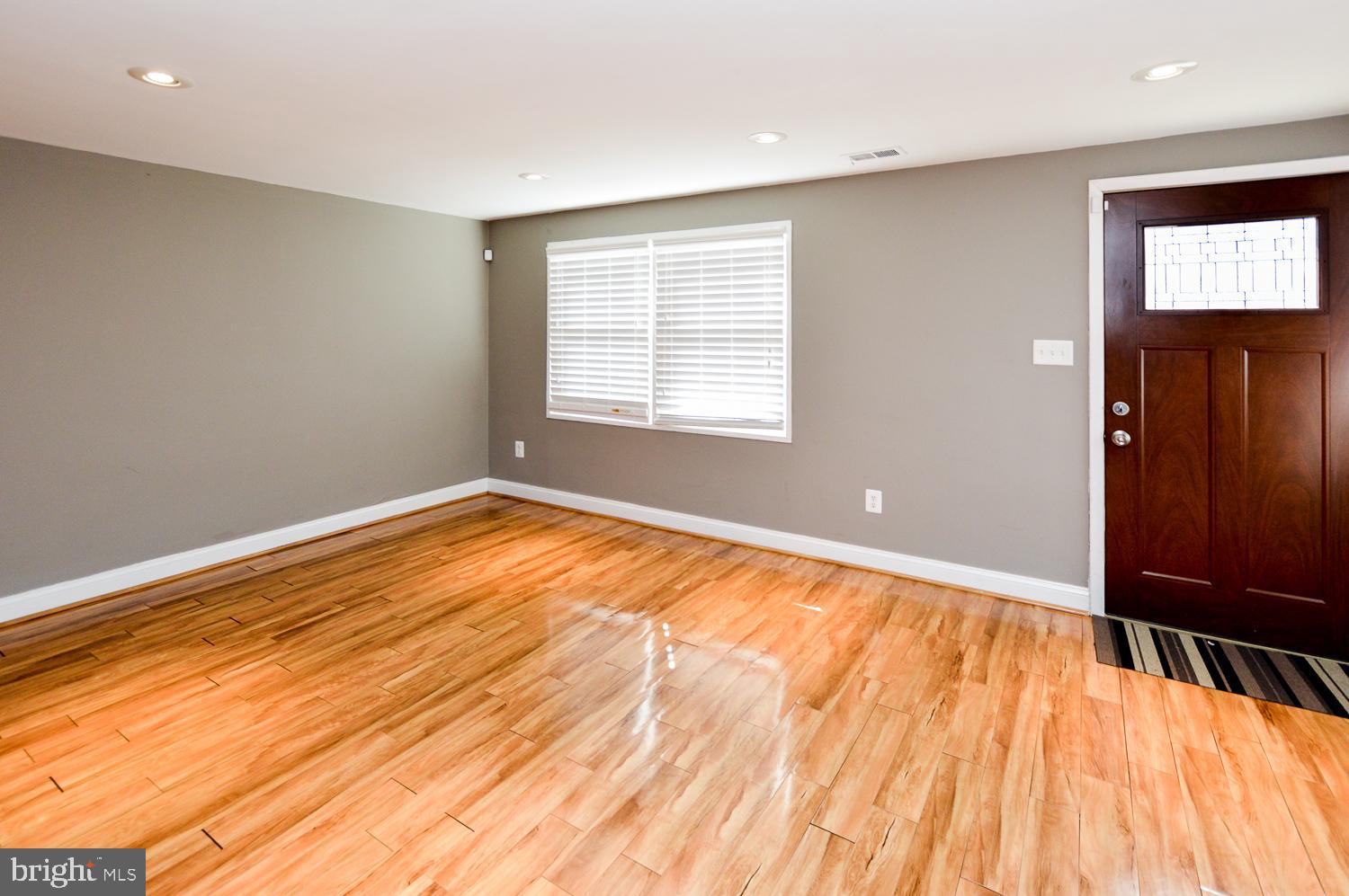7776 Burnside Road Landover, MD 20785 - Photo 8 of 46