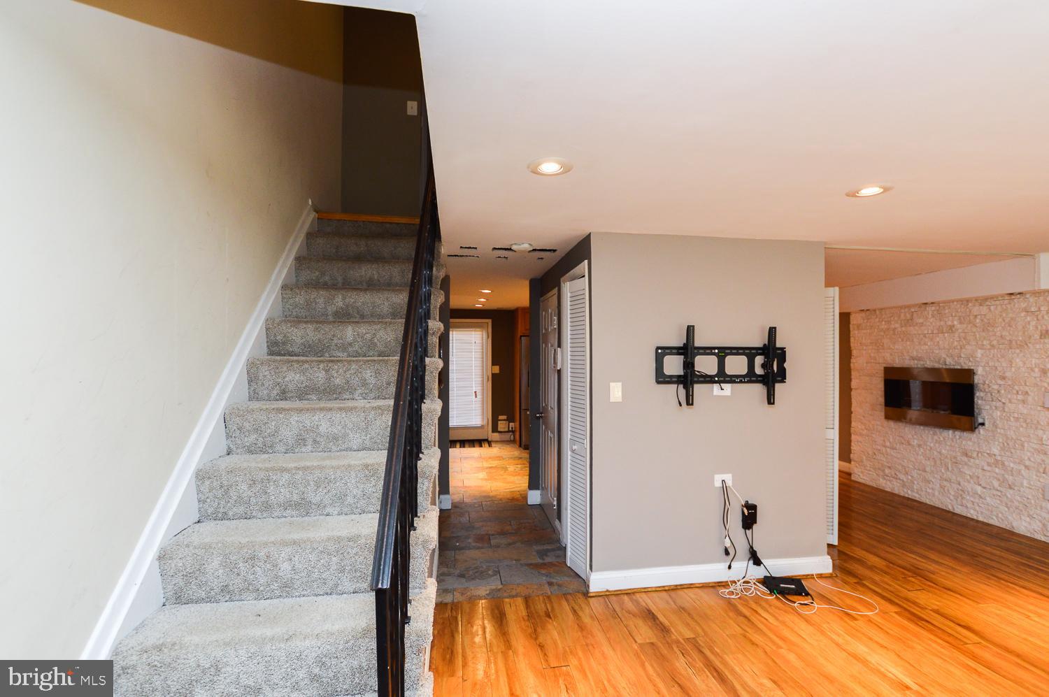 7776 Burnside Road Landover, MD 20785 - Photo 10 of 46