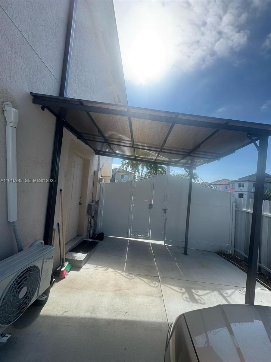26328 Southwest 135th Place Homestead, FL 33032 - Photo 19 of 21