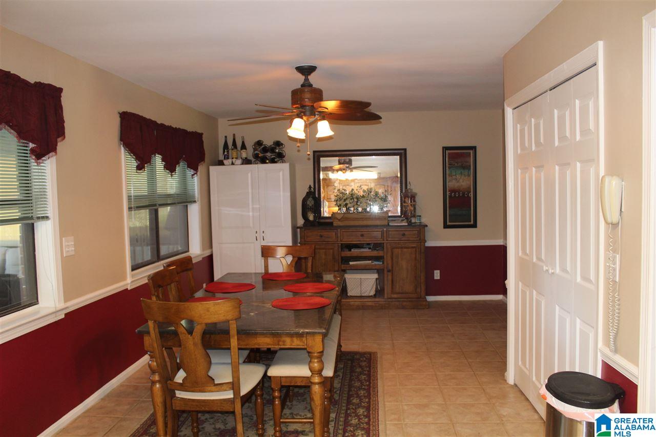 621 Valleyview Drive Pelham, AL 35124 - Photo 7 of 34
