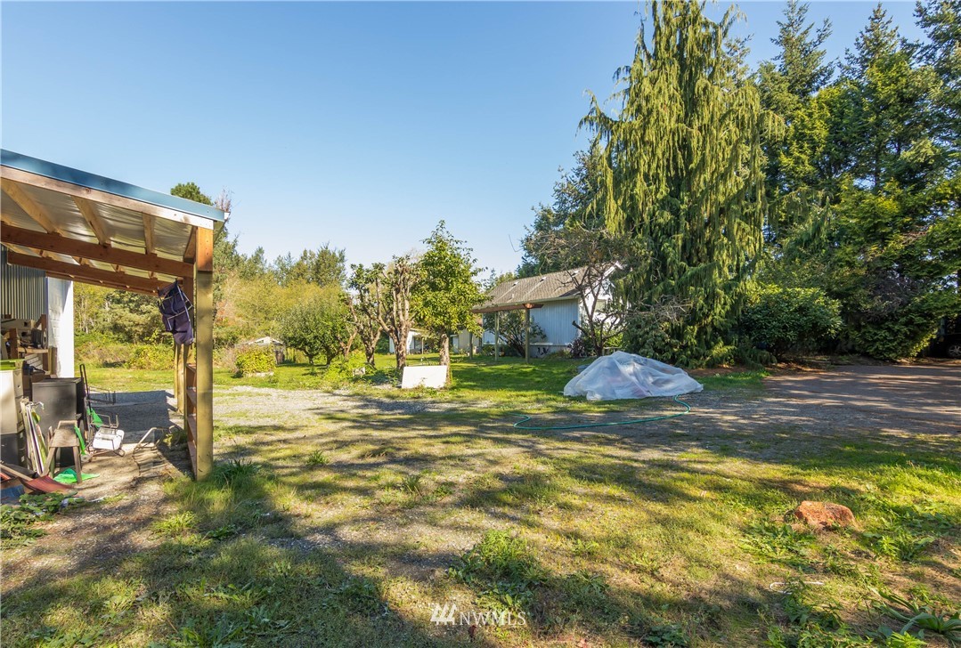 184 East Smith Road Bellingham, WA 98226 - Photo 5 of 24 Gallery Image 5