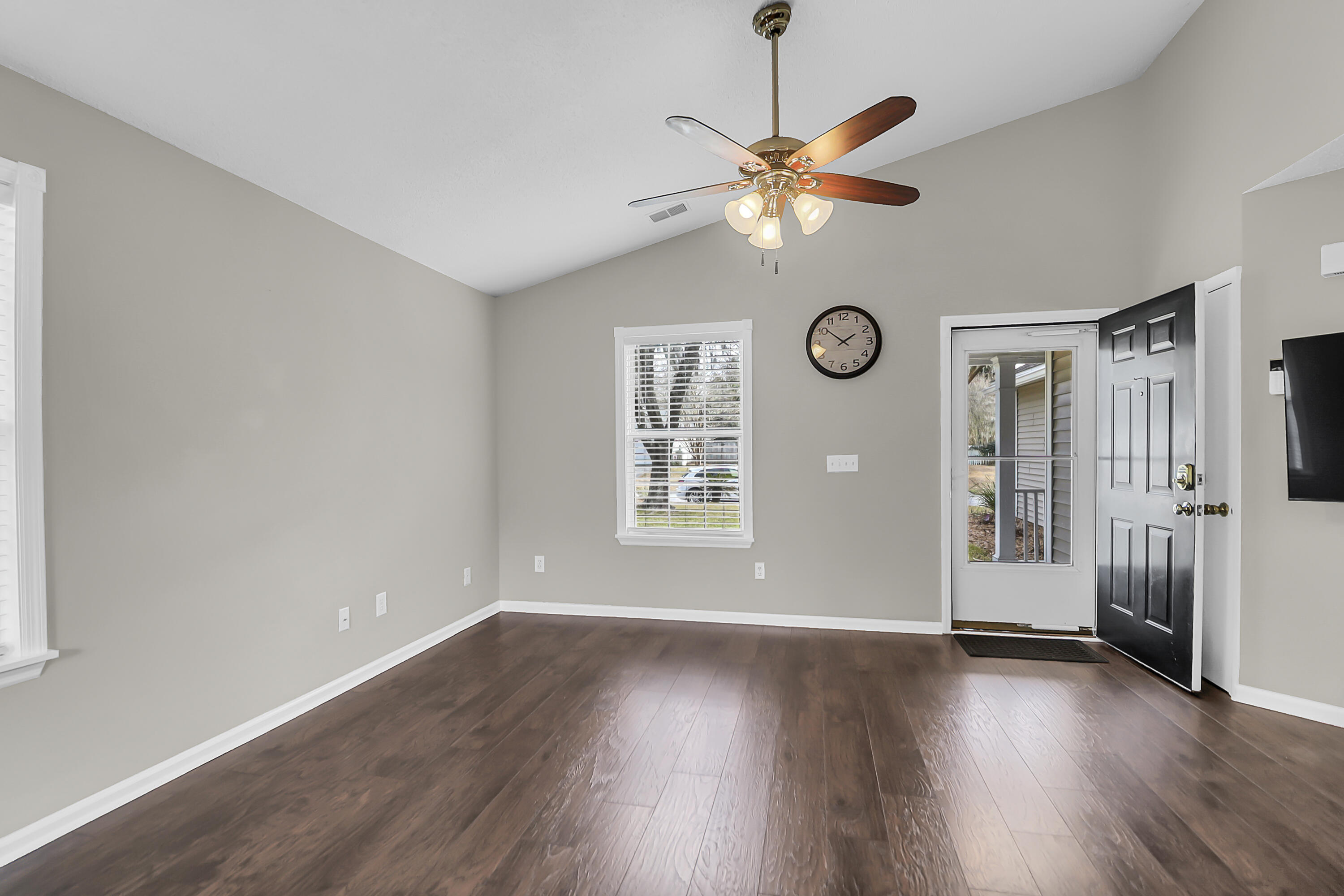 222 Lytham Court Charleston, SC 29414 - Photo 16 of 41 222 Lytham Ct -Tidalcreekphoto- (26)