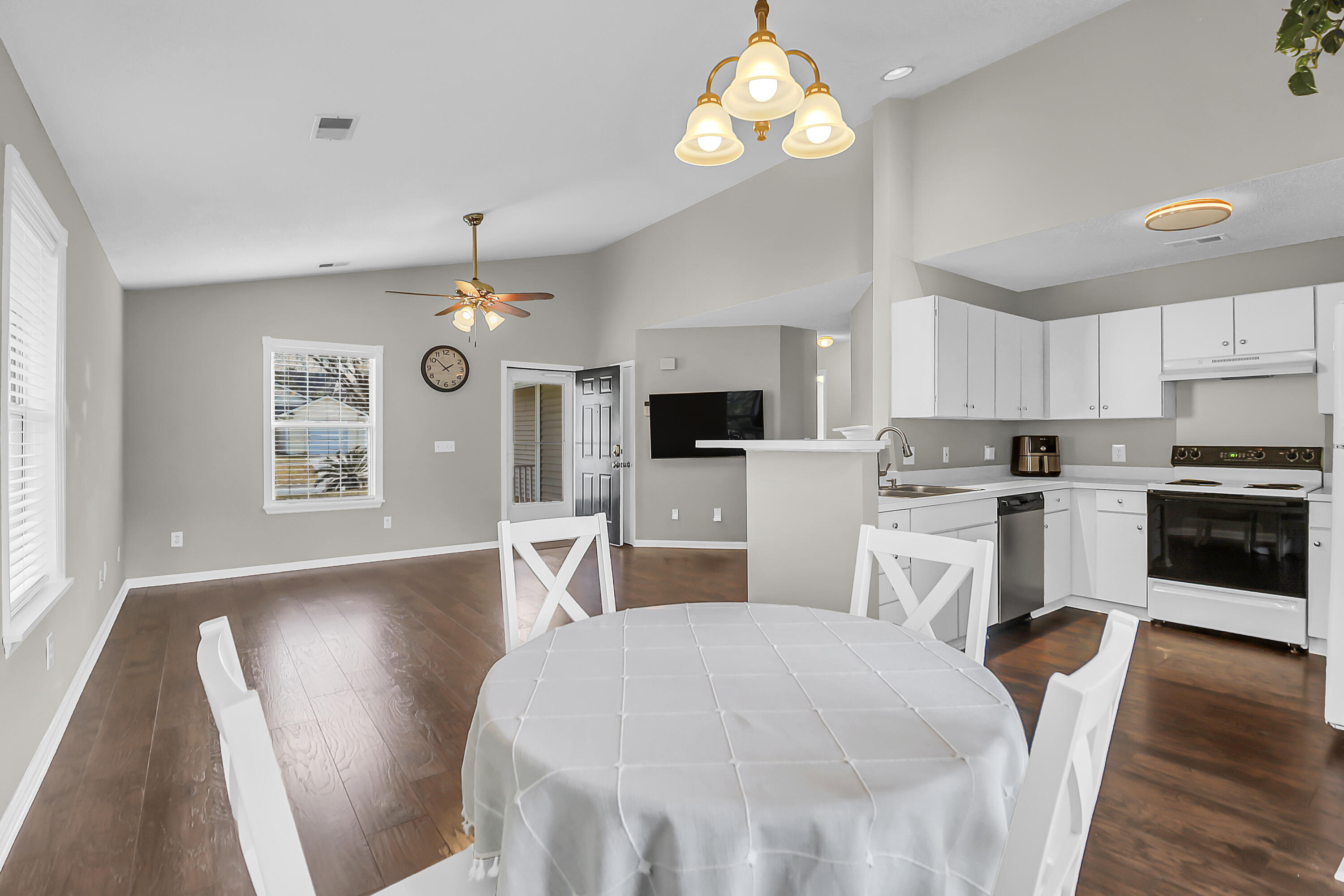 222 Lytham Court Charleston, SC 29414 - Photo 17 of 41 222 Lytham Ct -Tidalcreekphoto- (27)