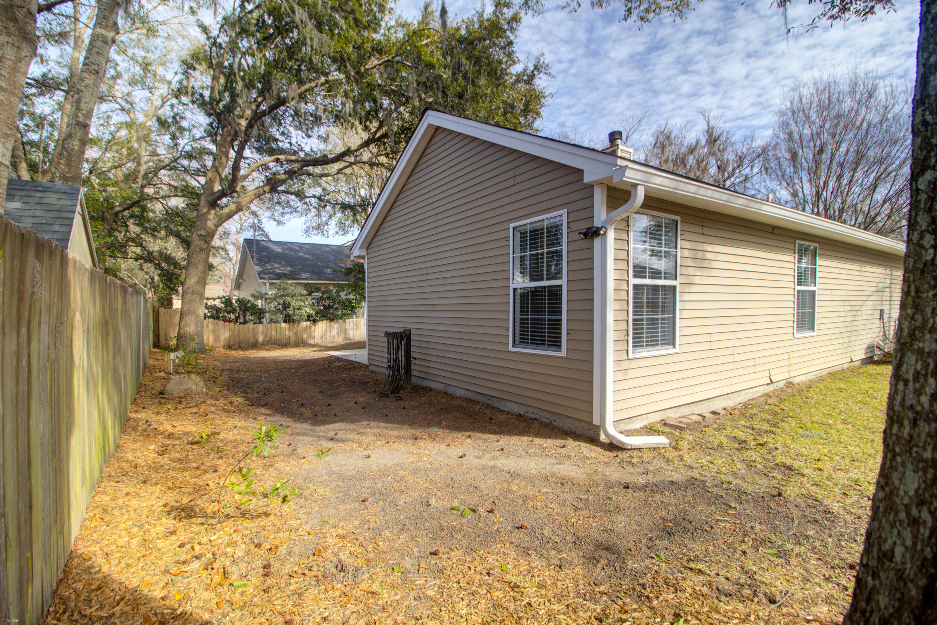 222 Lytham Court Charleston, SC 29414 - Photo 35 of 41 222 Lytham Ct -Tidalcreekphoto- (7)
