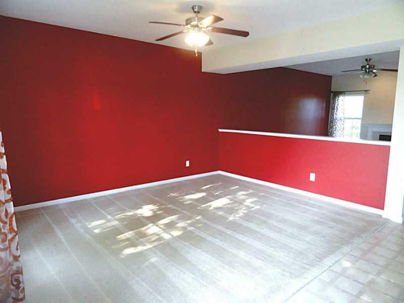 8147 Garden Ridge Road Indianapolis, IN 46237 - Photo 3 of 24 Gallery Image 3