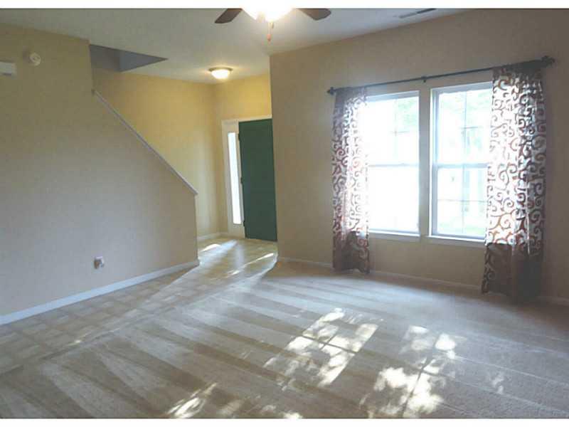 8147 Garden Ridge Road Indianapolis, IN 46237 - Photo 4 of 24 Gallery Image 4