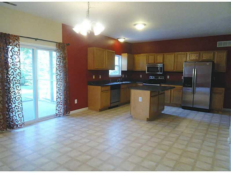 8147 Garden Ridge Road Indianapolis, IN 46237 - Photo 8 of 24 Gallery Image 8