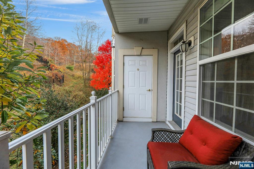 6 Cliff Road, Unit D2 Woodland Park, NJ 07424 - Photo 27 of 40