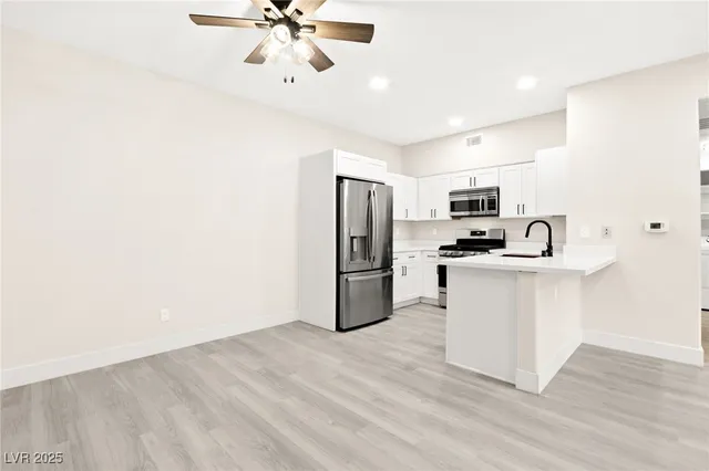 $184,990 | 5751 East Hacienda Avenue, Unit 159, Las Vegas, NV 89122