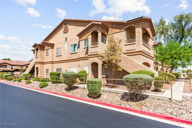 $184,990 | 5751 East Hacienda Avenue, Unit 159, Las Vegas, NV 89122