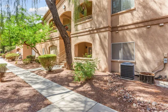 $184,990 | 5751 East Hacienda Avenue, Unit 159, Las Vegas, NV 89122