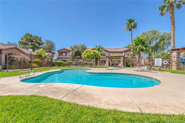 $184,990 | 5751 East Hacienda Avenue, Unit 159, Las Vegas, NV 89122