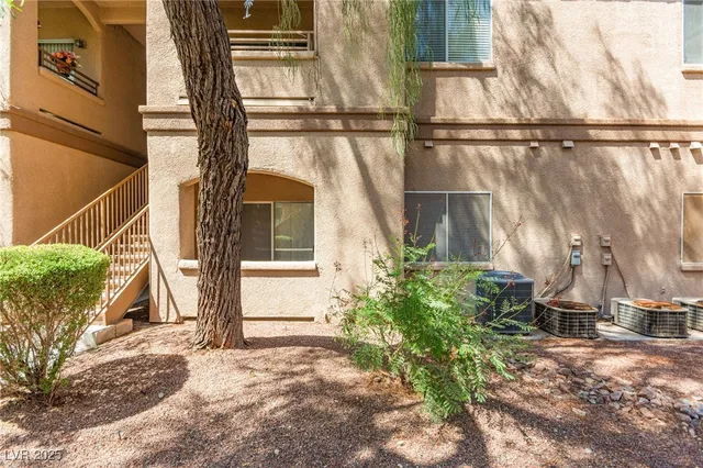 $184,990 | 5751 East Hacienda Avenue, Unit 159, Las Vegas, NV 89122