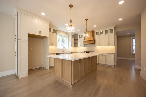 $919,000 | 53 Thomas Mann Circle, Unit 31, Norfolk, MA 02056