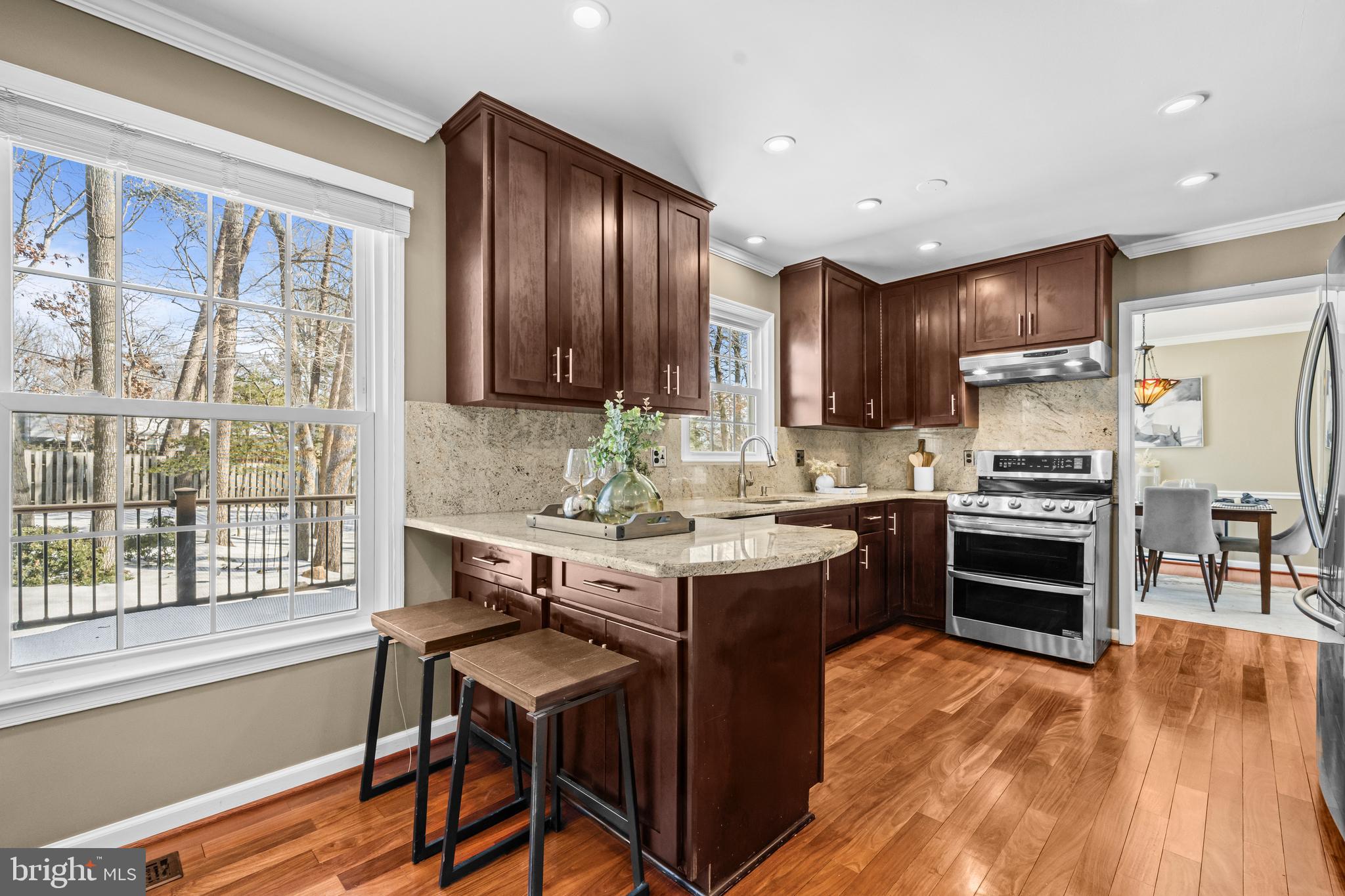 8309 Magic Leaf Road Springfield, VA 22153 - Photo 12 of 64