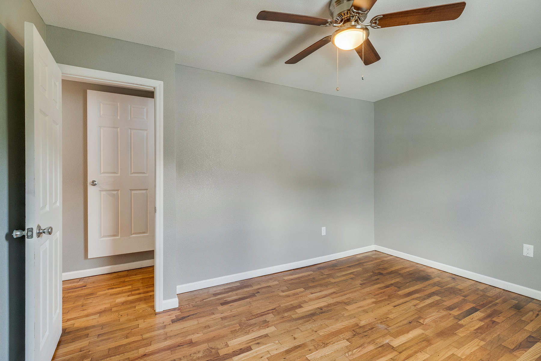 1613 Spring Street Kingsport, TN 37664 - Photo 24 of 39 020