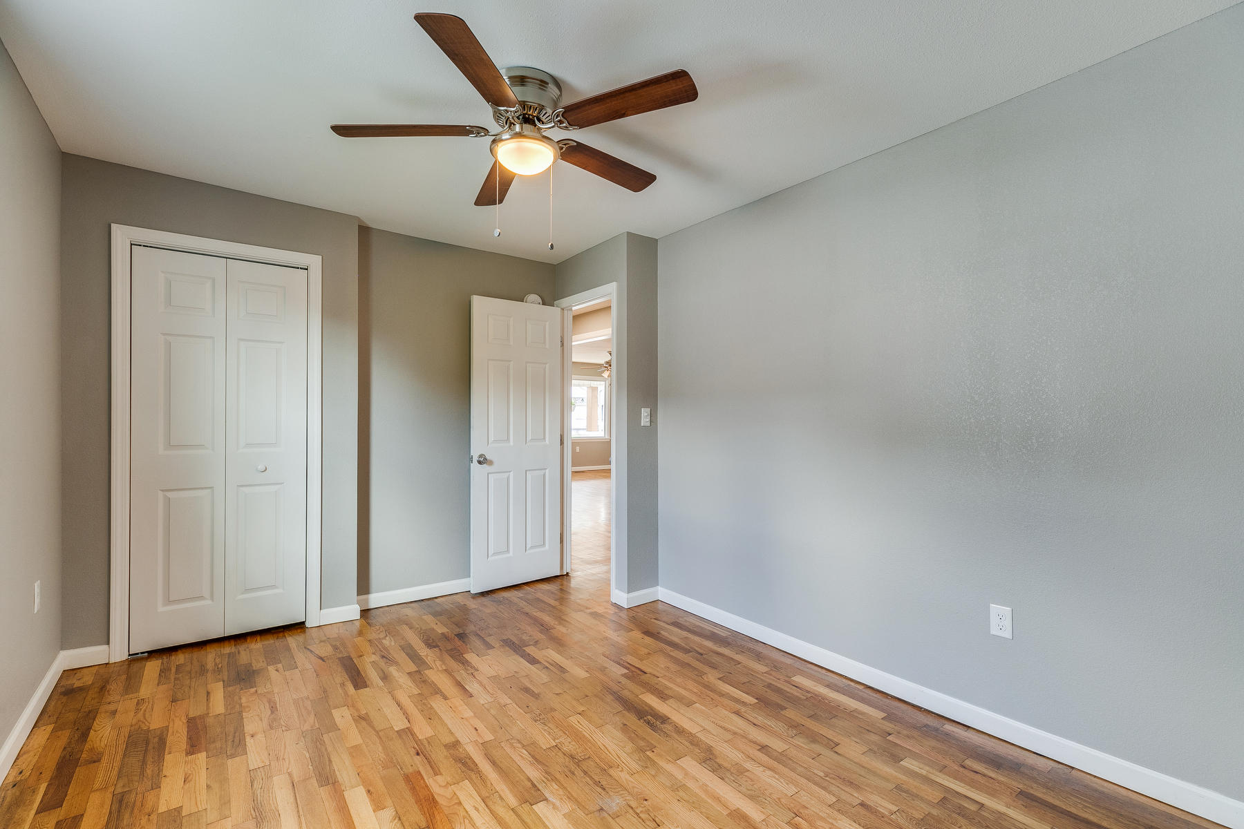 1613 Spring Street Kingsport, TN 37664 - Photo 25 of 39 021
