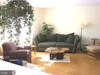29 Pawnee Road New Britain, PA 18901 - Photo 2 of 6 Gallery Image 2