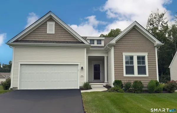 $699,900 | 941 Mackenzie Lane, Unit 941, Oxford, CT 06478
