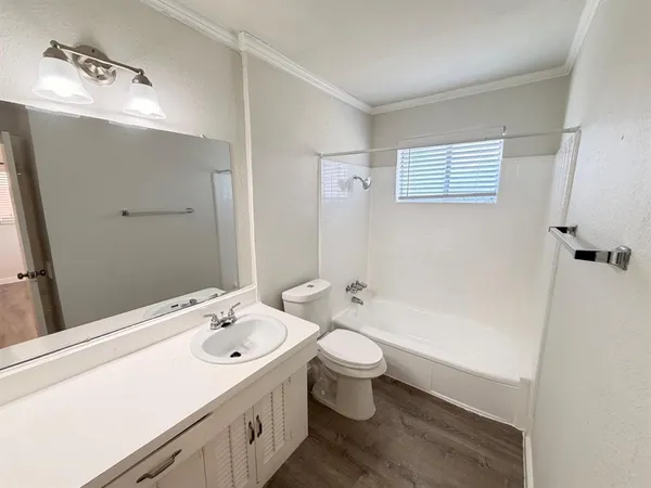 $1,200 | 4115 Douglas Avenue, Unit 105, Dallas, TX 75219