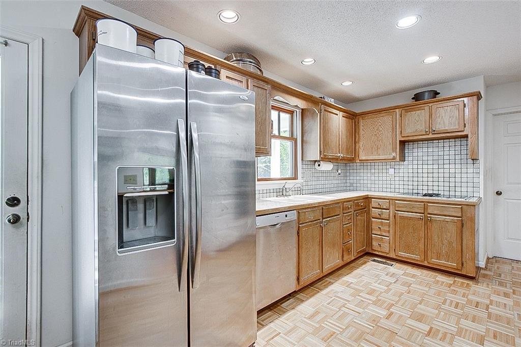 2326 George York Road Randleman, NC 27317 - Photo 8 of 23 Gallery Image 8