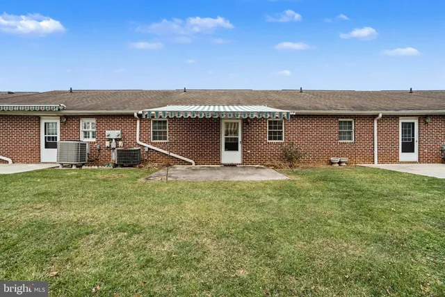 front view of house with a yard
