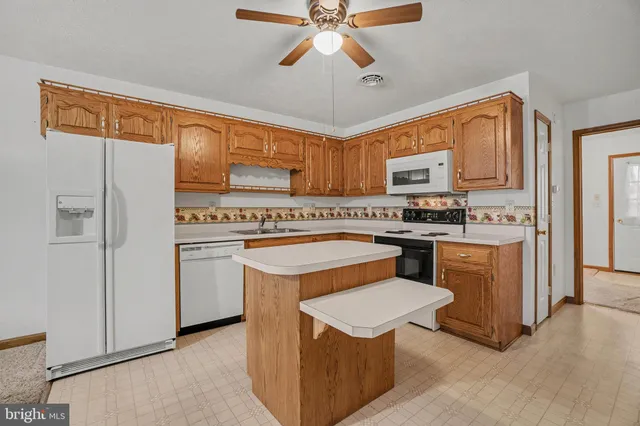 $186,000 | 722 Fireside Drive, Shippensburg, PA 17257