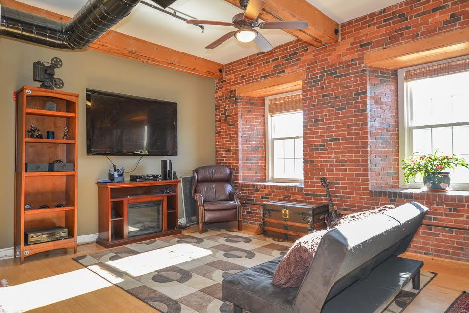 6 Bay Road, Unit 15 Newmarket, NH 03857 - Photo 7 of 34