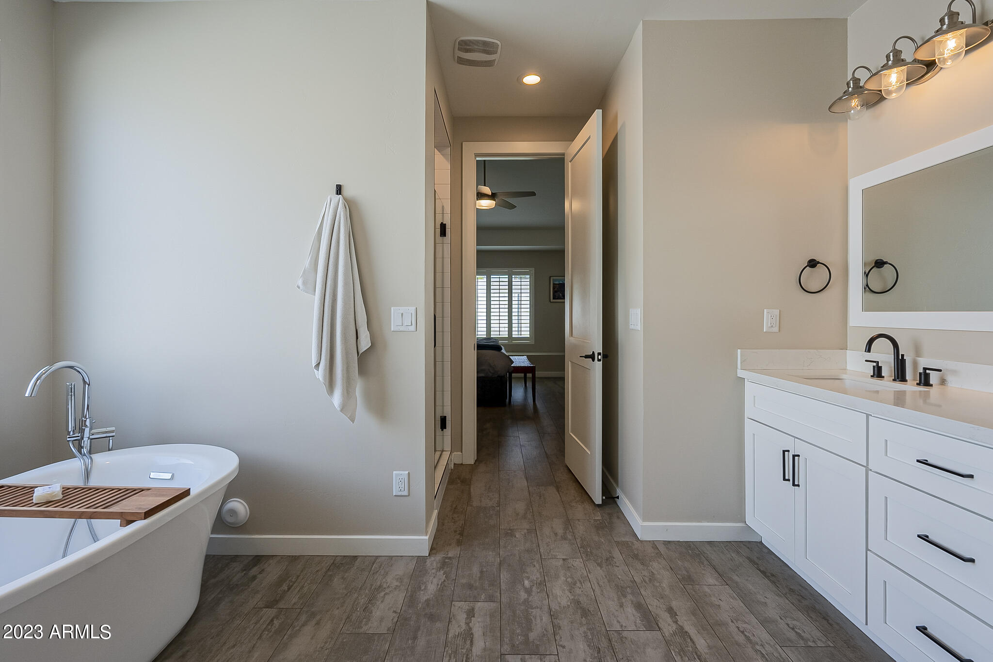 4842 East Piccadilly Road Phoenix, AZ 85018 - Photo 26 of 37 Primary Bath 2