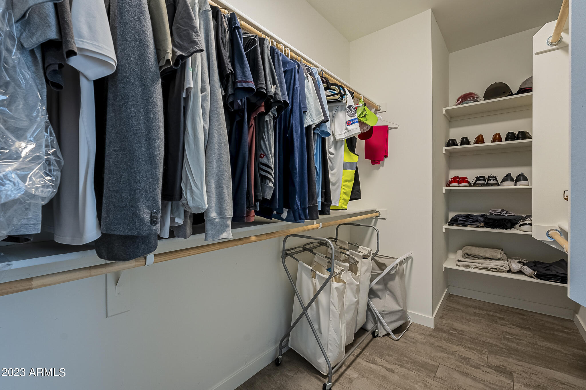 4842 East Piccadilly Road Phoenix, AZ 85018 - Photo 27 of 37 Primary Closet