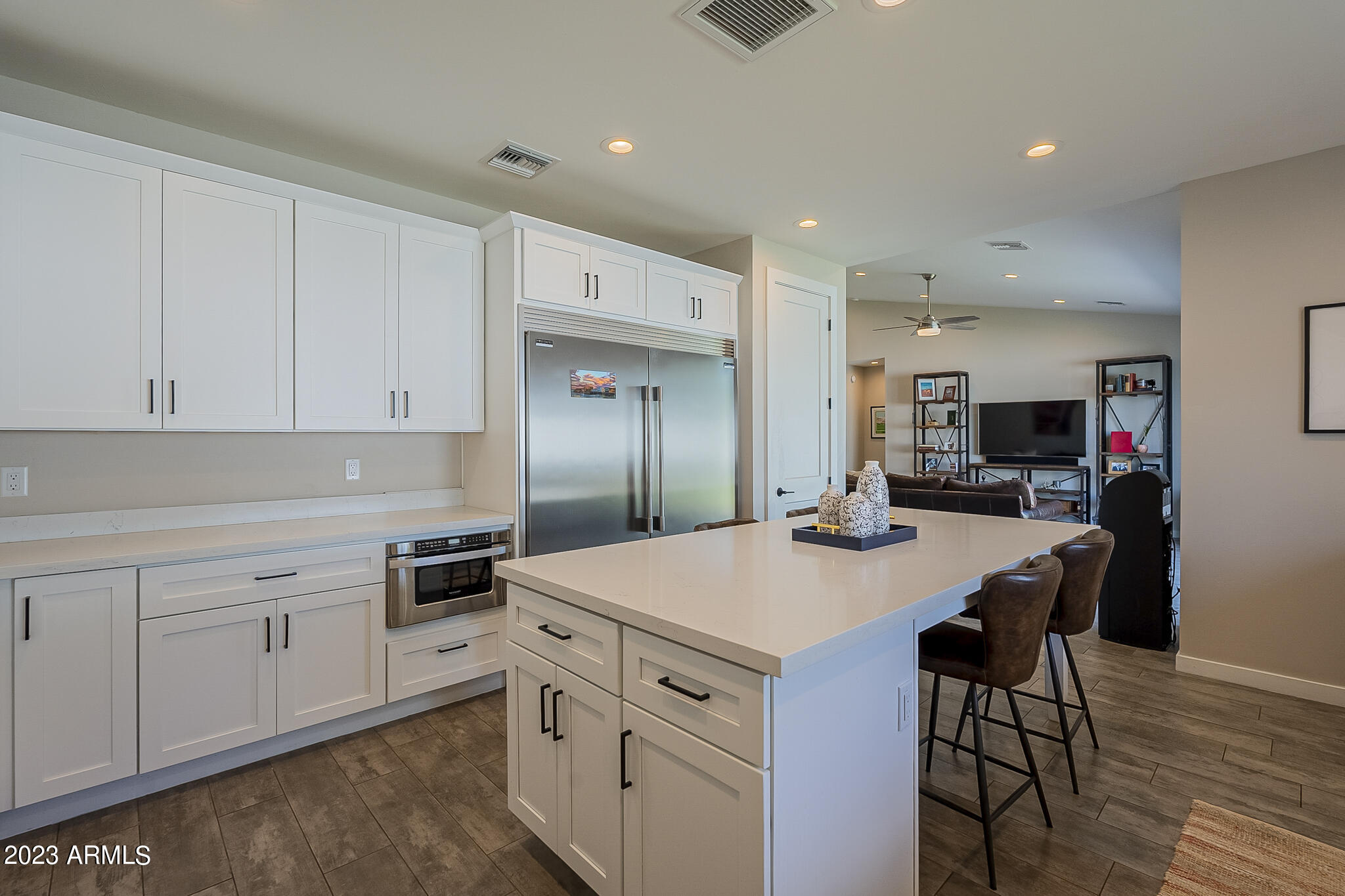 4842 East Piccadilly Road Phoenix, AZ 85018 - Photo 9 of 37 Kitchen 2