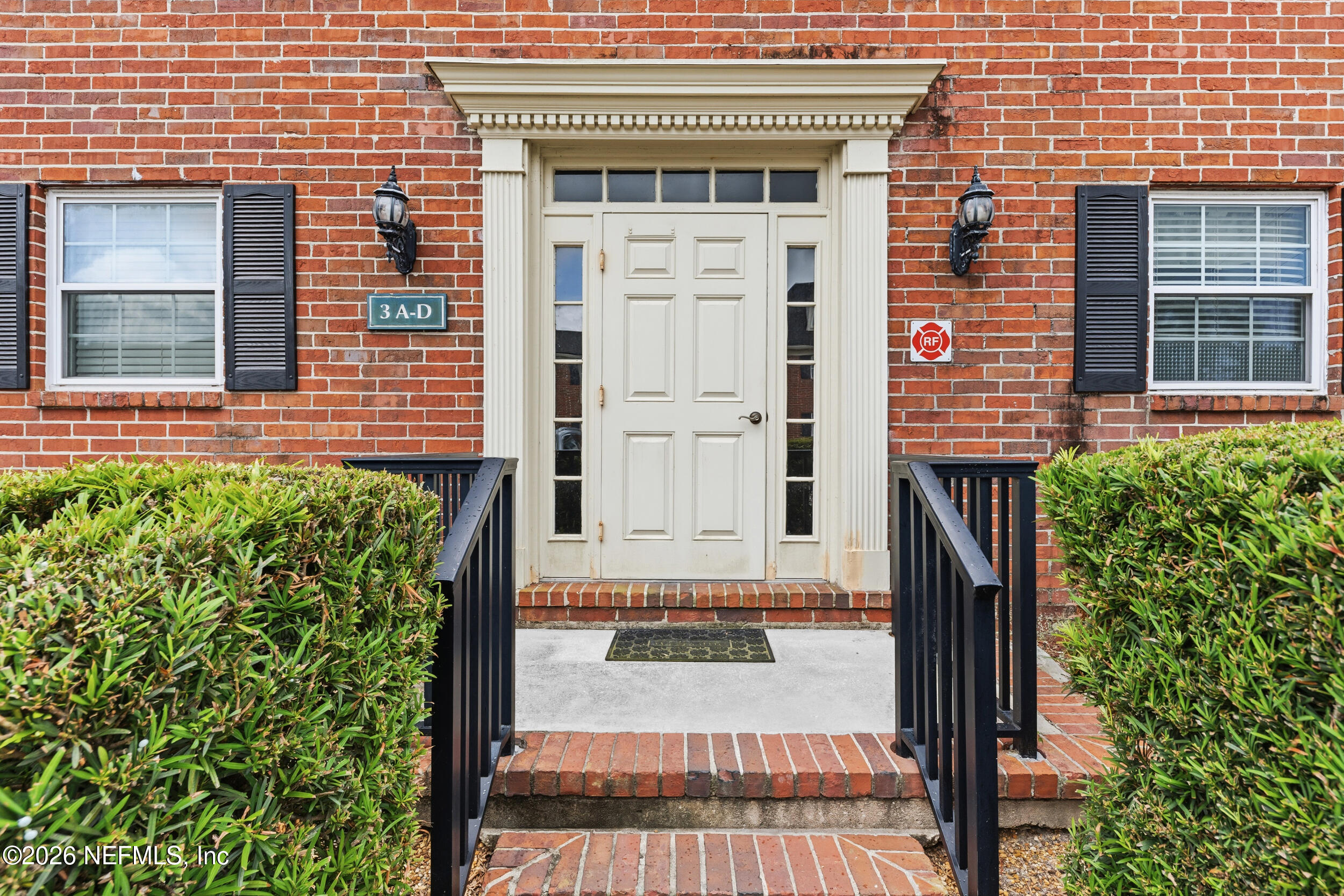 4915 Baymeadows Road, Unit 3C Jacksonville, FL 32217 - Photo 2 of 27 Front of Unit