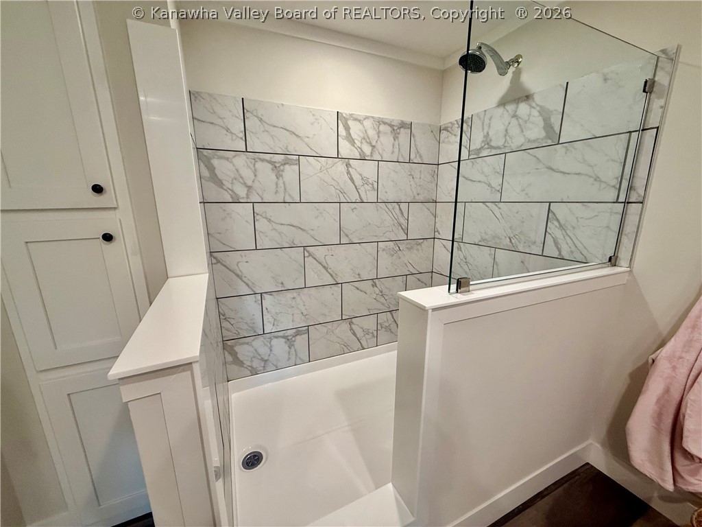 202 Brook Lane Point Pleasant, WV 25550 - Photo 14 of 28 Gallery Image 14