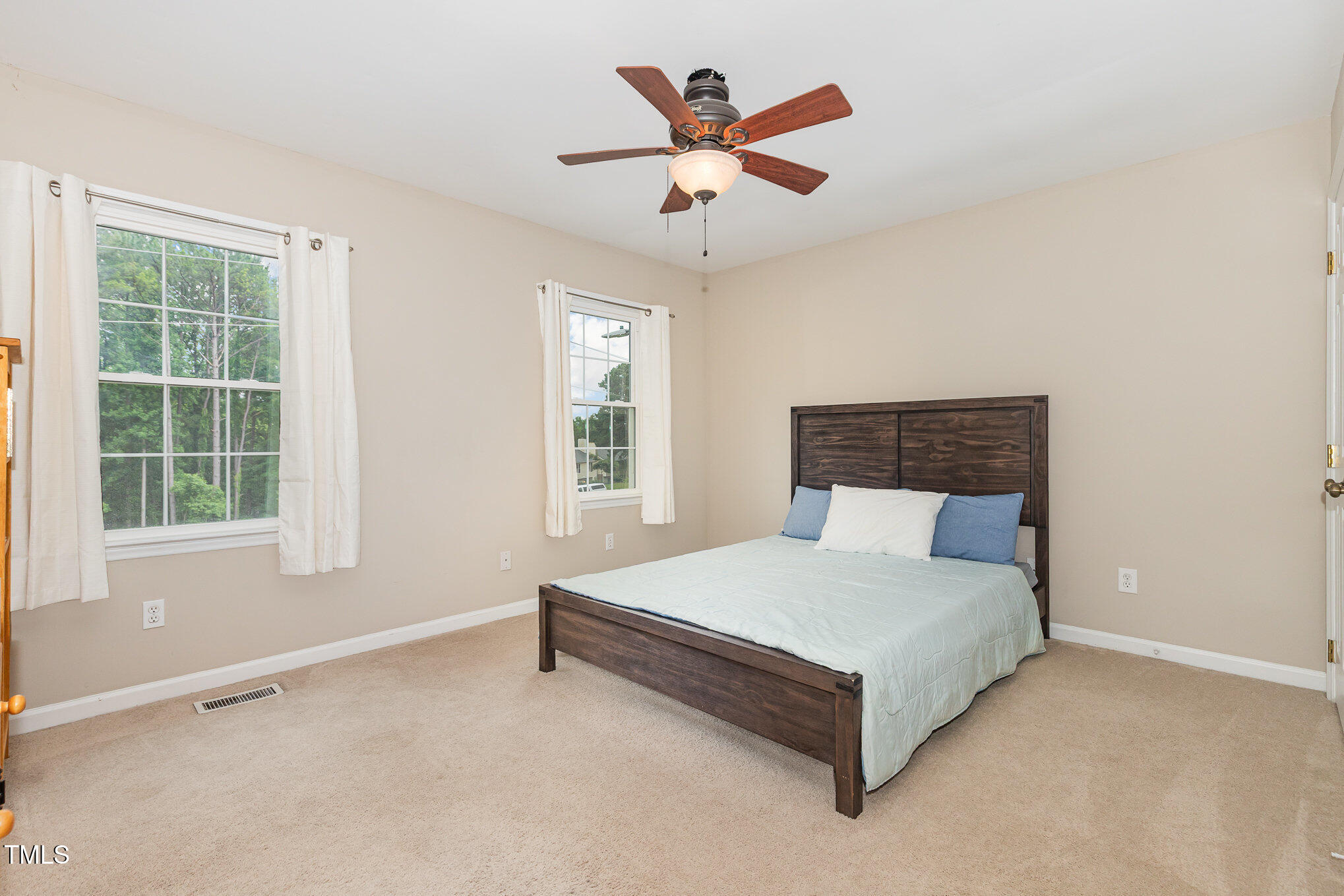 6225 Waterside Lane Raleigh, NC 27613 - Photo 14 of 22 014_img_6630-edit_560