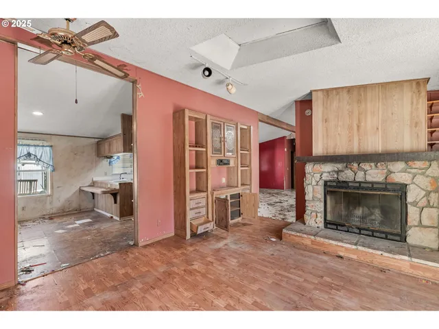 $32,500 | 300 Southeast Goodnight Avenue, Unit 21, Corvallis, OR 97333