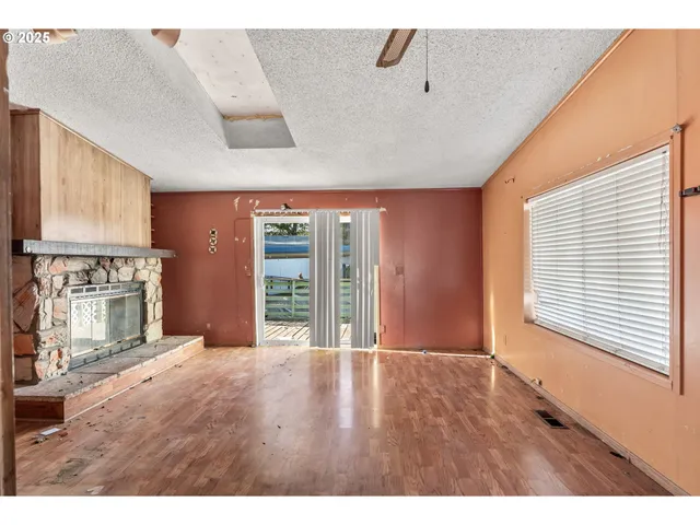 $32,500 | 300 Southeast Goodnight Avenue, Unit 21, Corvallis, OR 97333