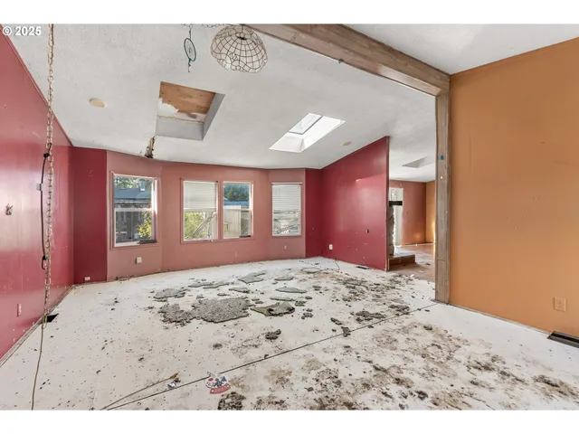 $32,500 | 300 Southeast Goodnight Avenue, Unit 21, Corvallis, OR 97333