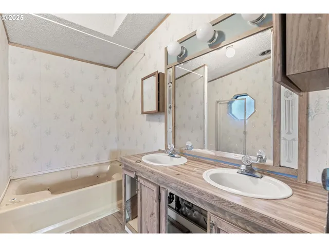 $32,500 | 300 Southeast Goodnight Avenue, Unit 21, Corvallis, OR 97333