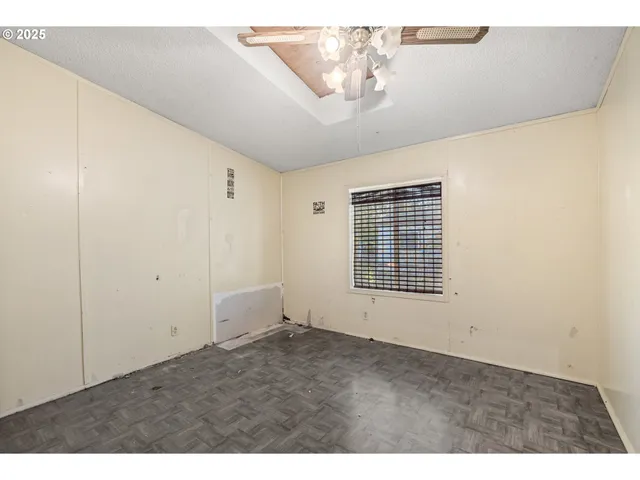 $32,500 | 300 Southeast Goodnight Avenue, Unit 21, Corvallis, OR 97333