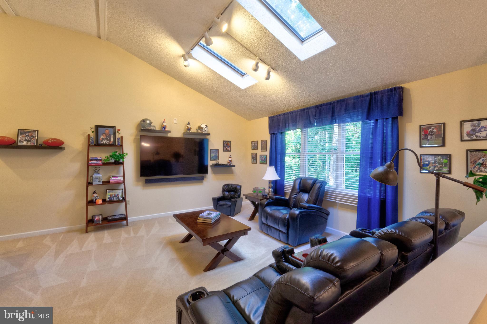 481 Violet Street Monroeville, NJ 08343 - Photo 3 of 41 Gallery Image 3