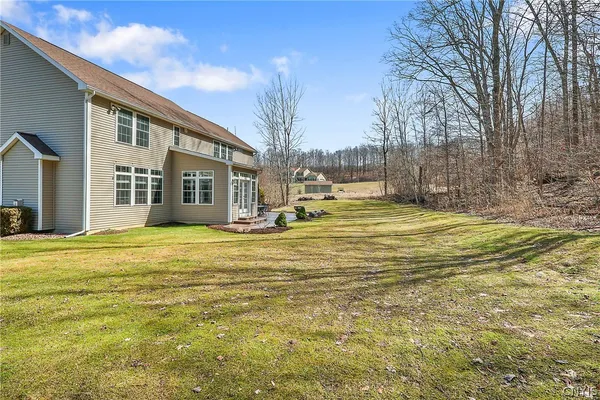 $759,900 | 301 Starksboro Drive, Camillus, NY 13031