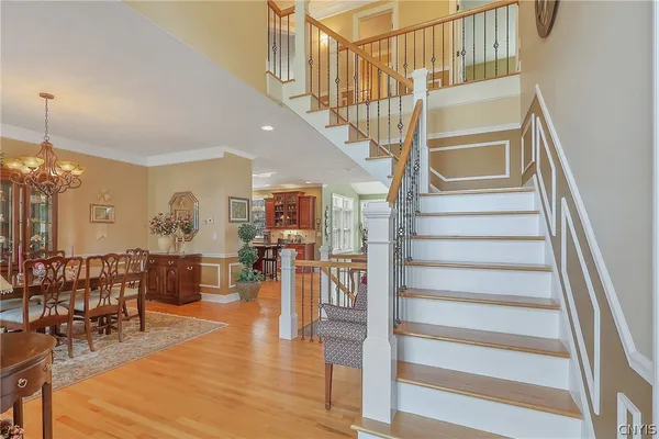 $759,900 | 301 Starksboro Drive, Camillus, NY 13031