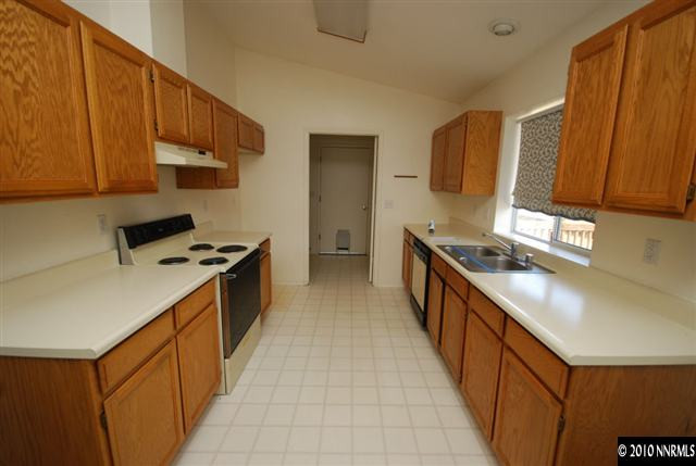 365 Lipizzan Lane Reno, NV 89508 - Photo 3 of 9 Photo 3