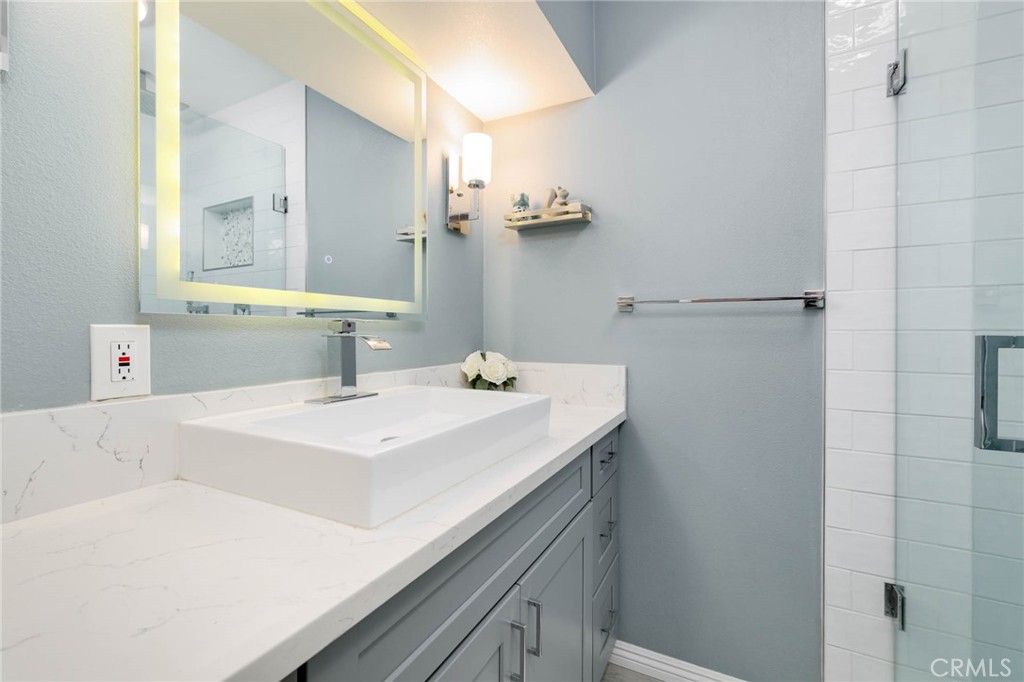 307 West 11th Street Azusa, CA 91702 - Photo 18 of 35