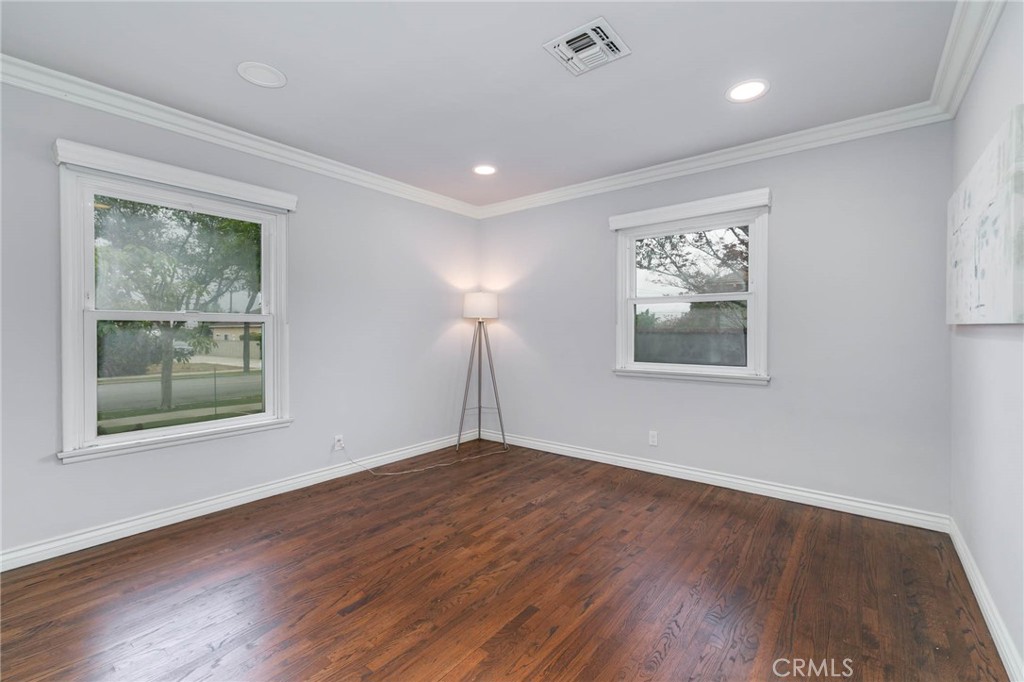 307 West 11th Street Azusa, CA 91702 - Photo 20 of 35