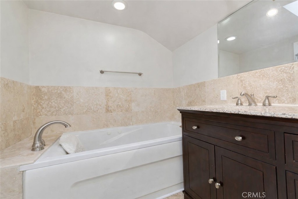 307 West 11th Street Azusa, CA 91702 - Photo 27 of 35