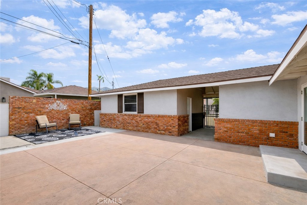 307 West 11th Street Azusa, CA 91702 - Photo 30 of 35